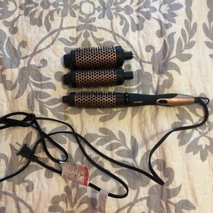 Amika “blowout babe” interchangeable thermal brush